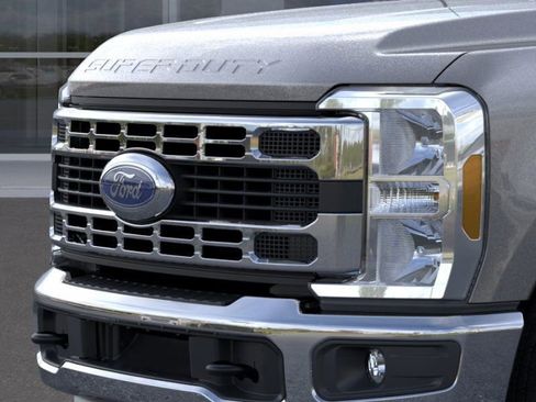 New 2026 Ford F350 XLT image 18
