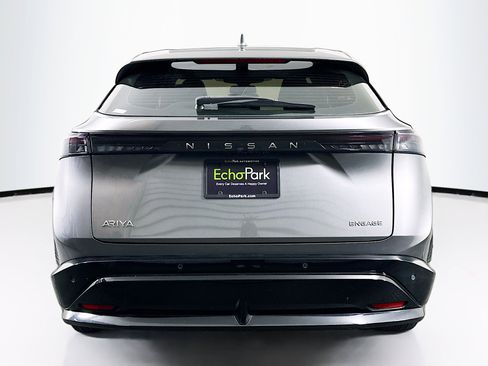 Used 2023 Nissan Ariya FWD image 7