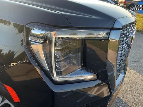 Used 2023 GMC Yukon Denali Ultimate image 29