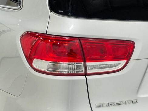 Used 2018 Kia Sorento EX w/ EX Advanced Touring Package AWD/4WD image 33
