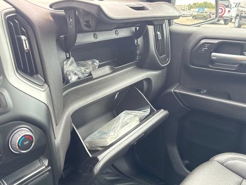Used 2024 Chevrolet Silverado 1500 W/T w/ WT Value Package AWD/4WD image 32