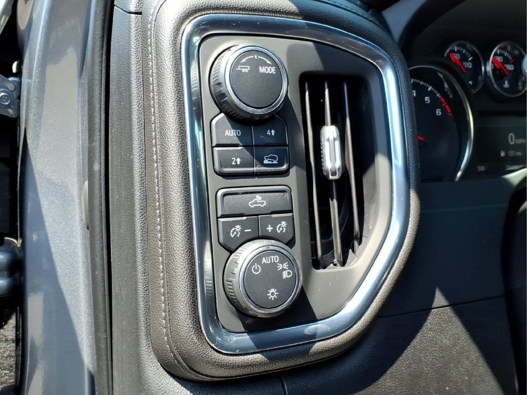 Used 2020 Chevrolet Silverado 1500 LT w/ All-Star Edition AWD/4WD image 4