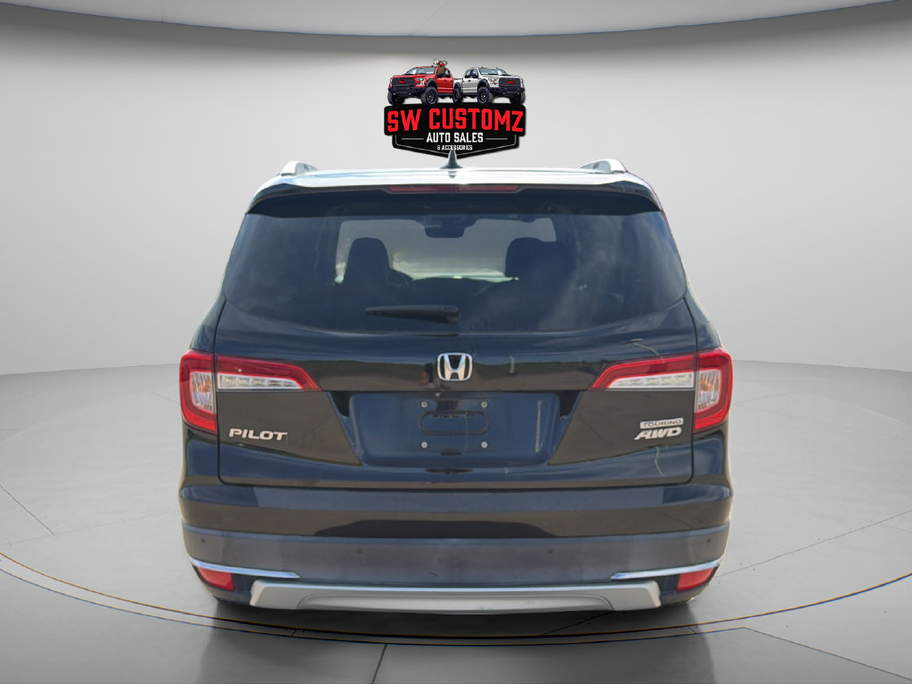 Used 2021 Honda Pilot Touring image 6