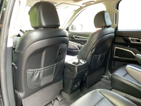 Used 2021 Kia Telluride S FWD image 32