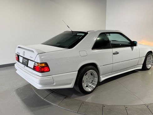 Used 1990 Mercedes-Benz 300 CE Coupe image 8