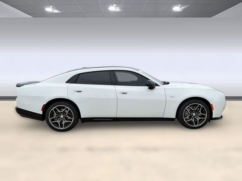 New 2026 Dodge Charger R/T w/ Performance Handling Group AWD/4WD image 8