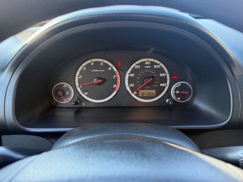 Used 2004 Honda CR-V LX image 10