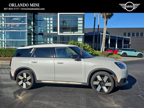 Certified 2025 MINI Cooper Countryman S w/ Comfort Package Max image 1