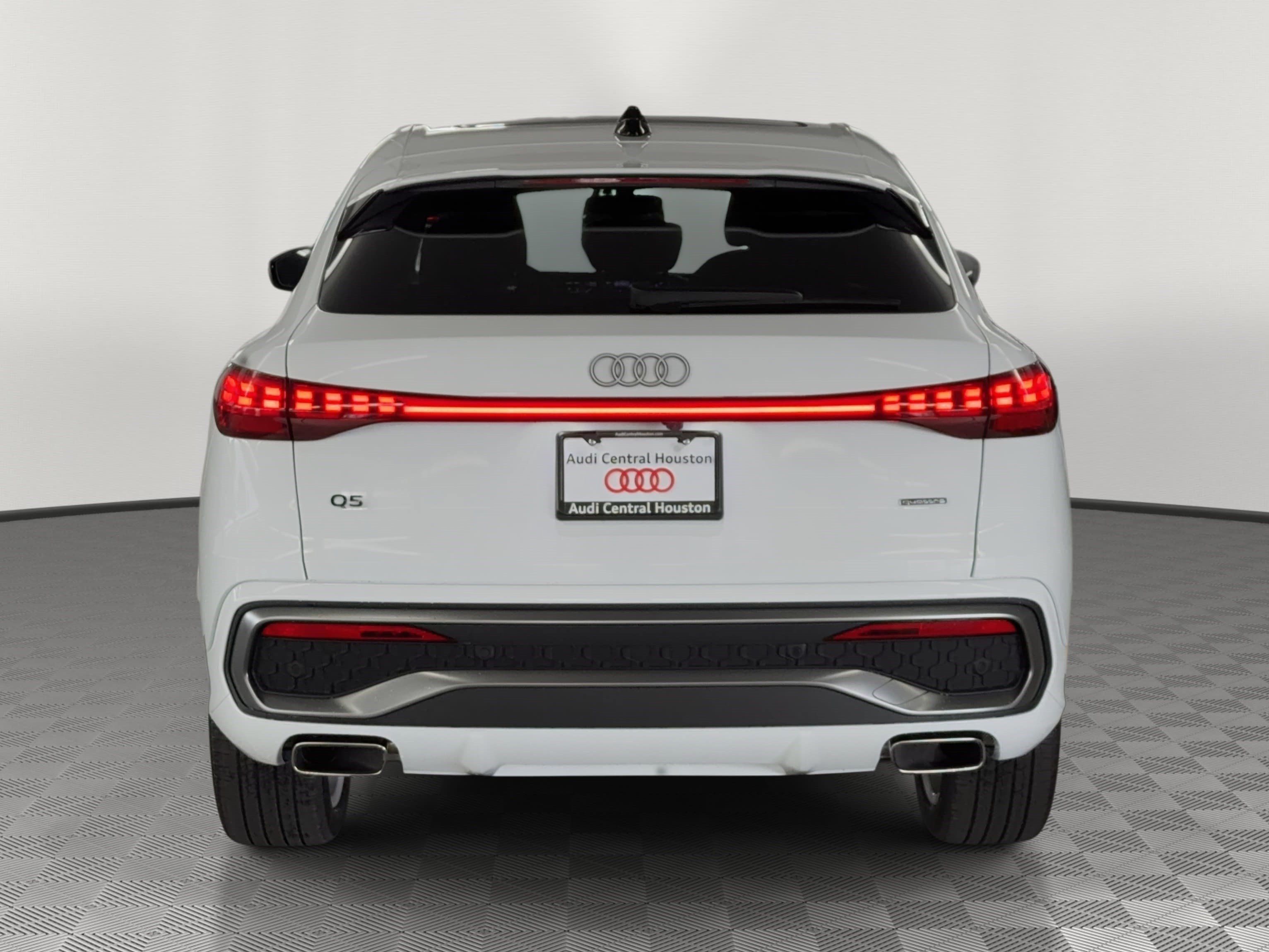 New 2026 Audi Q5 Premium Plus AWD/4WD image 10
