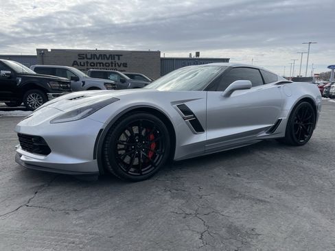 Used 2017 Chevrolet Corvette Grand Sport image 7