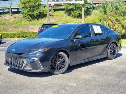 Used 2025 Toyota Camry SE w/ Convenience Package