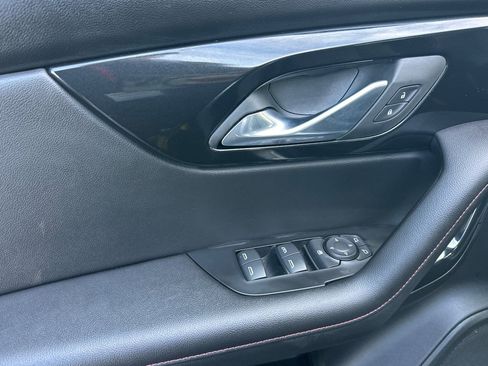 Used 2025 Chevrolet Blazer RS image 12