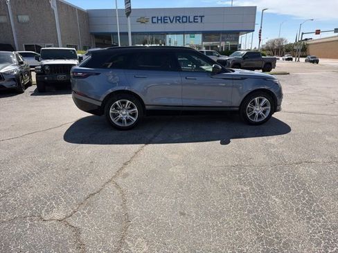 Used 2021 Land Rover Range Rover Velar R-Dynamic S image 6