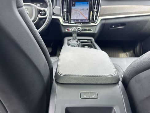 Used 2020 Volvo V90 T6 Cross Country w/ Protection Package Premier AWD/4WD image 11