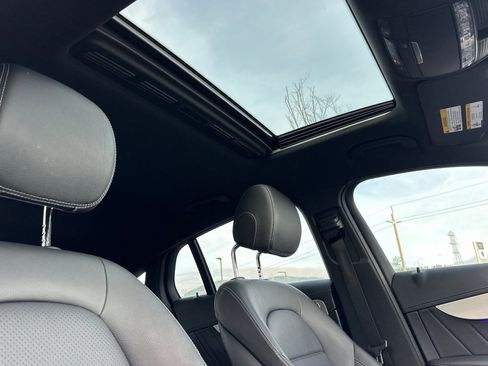 Used 2023 Mercedes-Benz GLC 300 4MATIC Coupe image 18