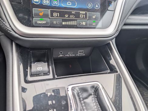 Used 2024 Subaru Outback Limited image 18