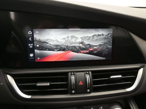 Used 2025 Alfa Romeo Giulia w/ Veloce Package Rwd image 14