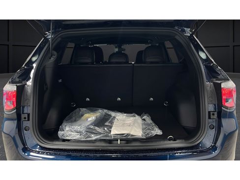 New 2026 Jeep Compass Latitude AWD/4WD image 24