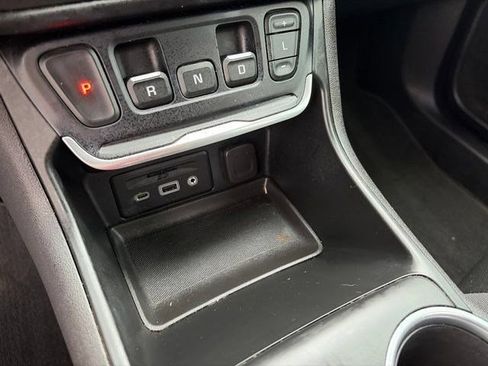 Used 2020 GMC Terrain SLT AWD/4WD image 25