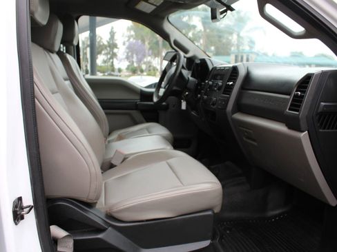 Used 2018 Ford F250 XL w/ Power Equipment Group AWD/4WD image 10
