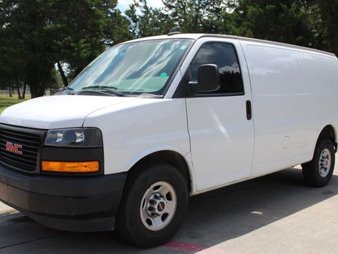 Used 2018 GMC Savana 2500 w/ Driver Convenience Package RWD image 1