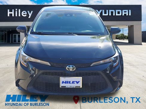 Used 2020 Toyota Corolla LE FWD image 6