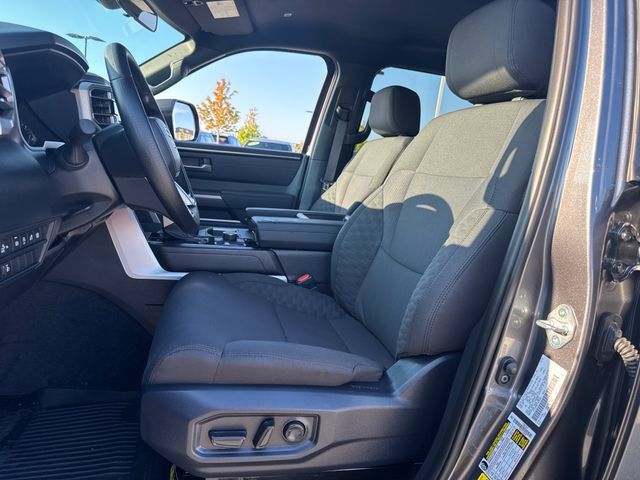 Used 2026 Toyota Tundra SR5 AWD/4WD image 17