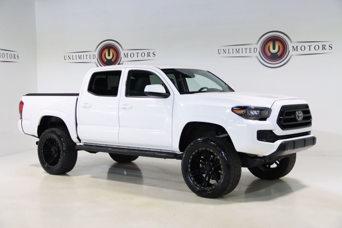 Used 2020 Toyota Tacoma SR AWD/4WD image 6