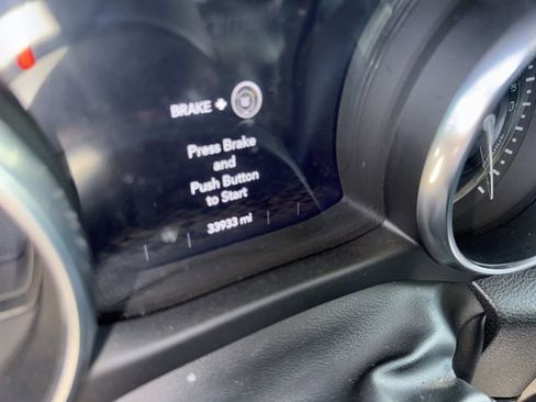 Used 2023 Jeep Wrangler Unlimited Sahara w/ Cold Weather Group AWD/4WD image 11