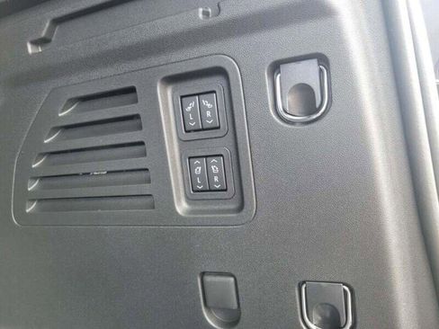 New 2026 Buick Enclave Sport Touring w/ Power Package image 9