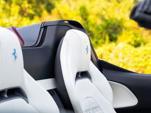 Used 2024 Ferrari SF90 Spider image 76