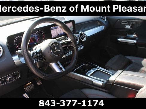 Certified 2025 Mercedes-Benz GLB 250 image 23