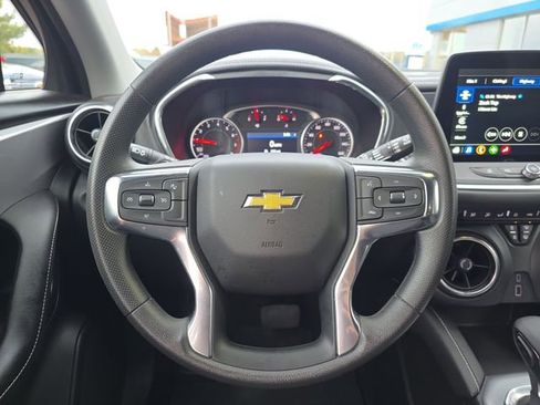 Used 2025 Chevrolet Blazer LT image 14