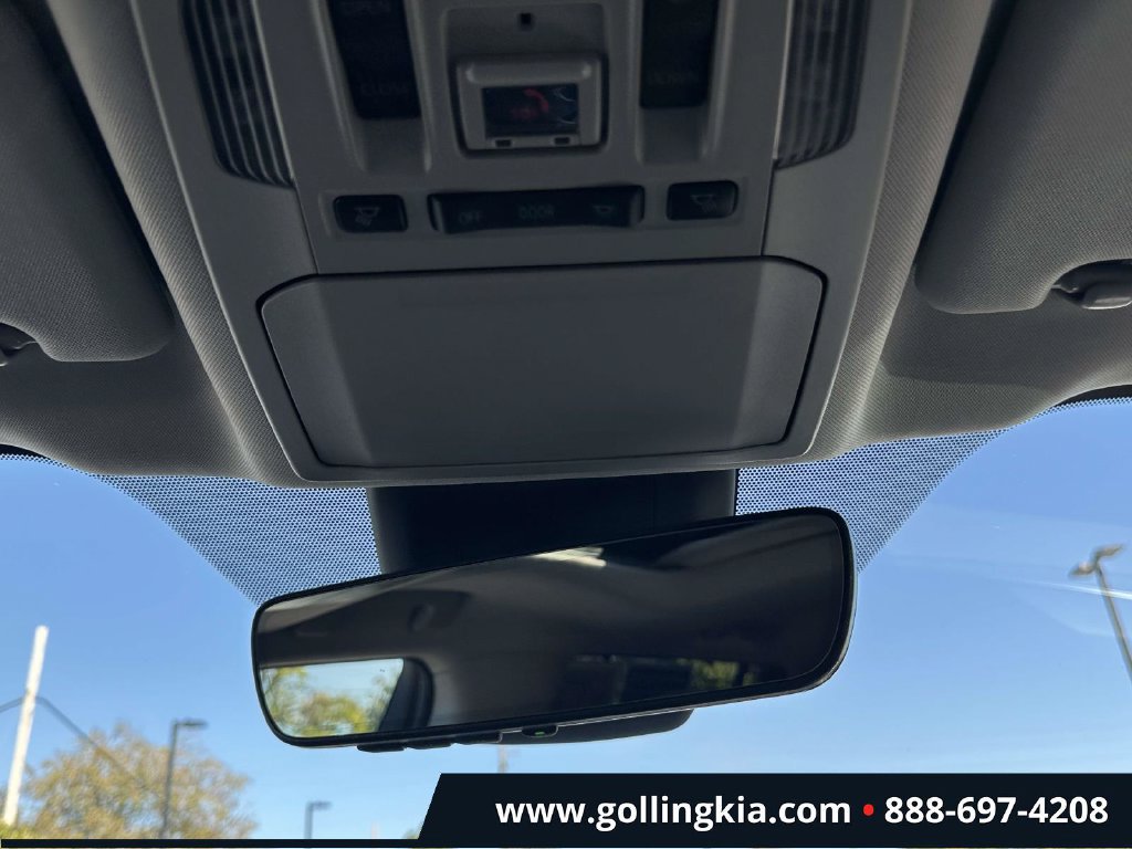 Used 2021 Toyota Highlander Limited AWD/4WD image 32