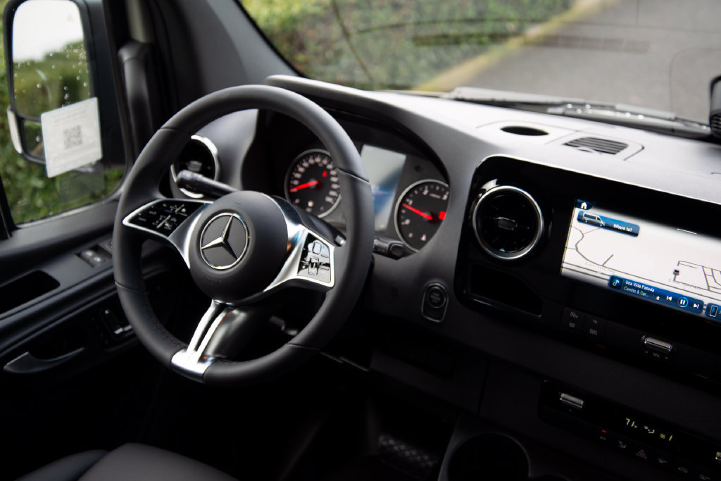 New 2026 Mercedes-Benz Sprinter 2500 image 18