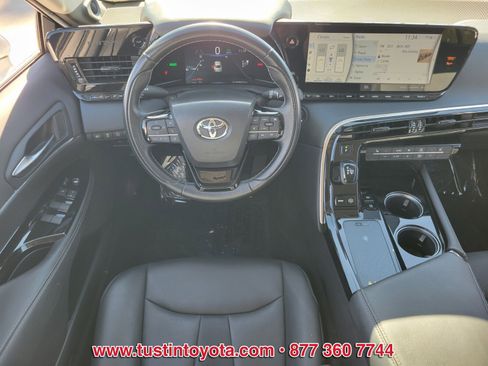 Certified 2022 Toyota Mirai XLE image 11