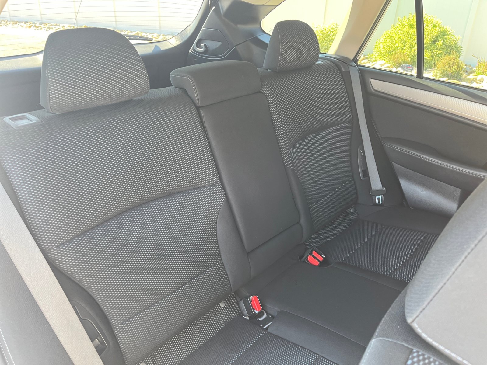 Used 2019 Subaru Outback 2.5i Premium AWD/4WD image 18
