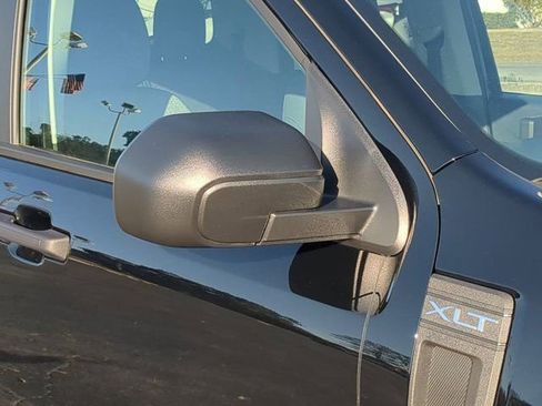 Used 2025 Ford Maverick XLT w/ Equipment Group 302A image 12