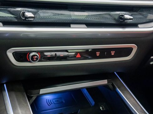 Certified 2024 BMW X7 xDrive40i w/ Executive Package image 29