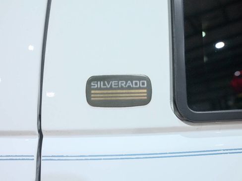 Used 1997 Chevrolet Silverado 1500 4x4 Extended Cab image 26