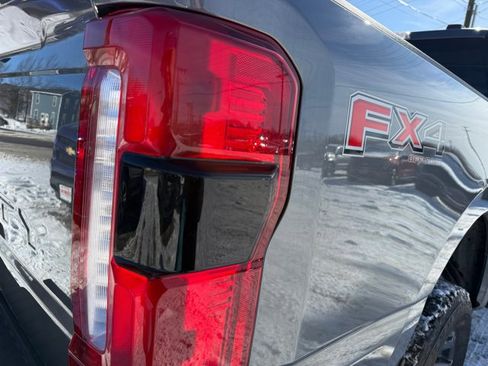 Used 2024 Ford F250 Lariat w/ Sport Appearance Package image 40