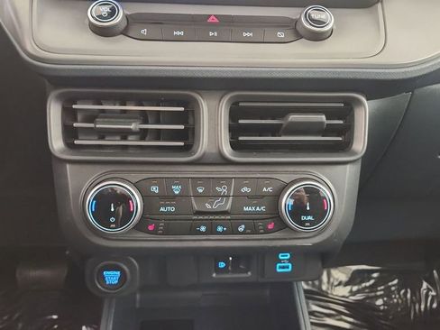 Used 2024 Ford Maverick Lariat w/ Black Appearance Package image 7