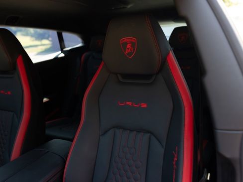 Used 2024 Lamborghini Urus Performante image 5