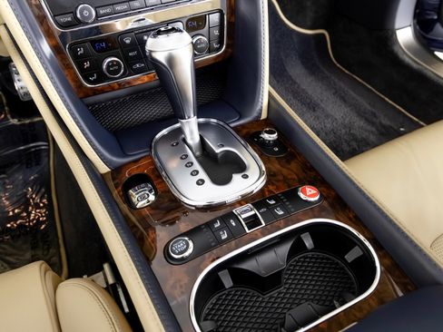 Used 2014 Bentley Continental GT image 24