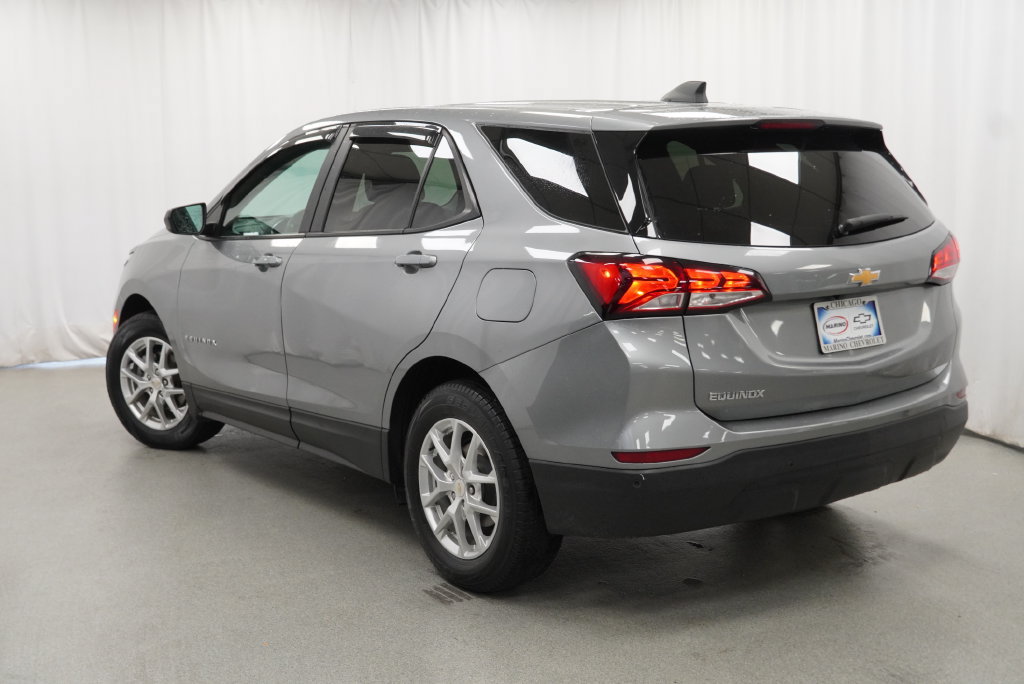 Certified 2024 Chevrolet Equinox LS w/ LS Convenience Package FWD image 18