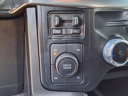 Used 2023 Ford F150 Lariat w/ Equipment Group 502A High image 31