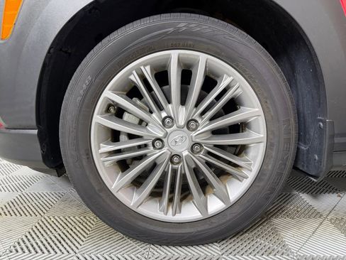 Used 2018 Hyundai Kona SEL image 20