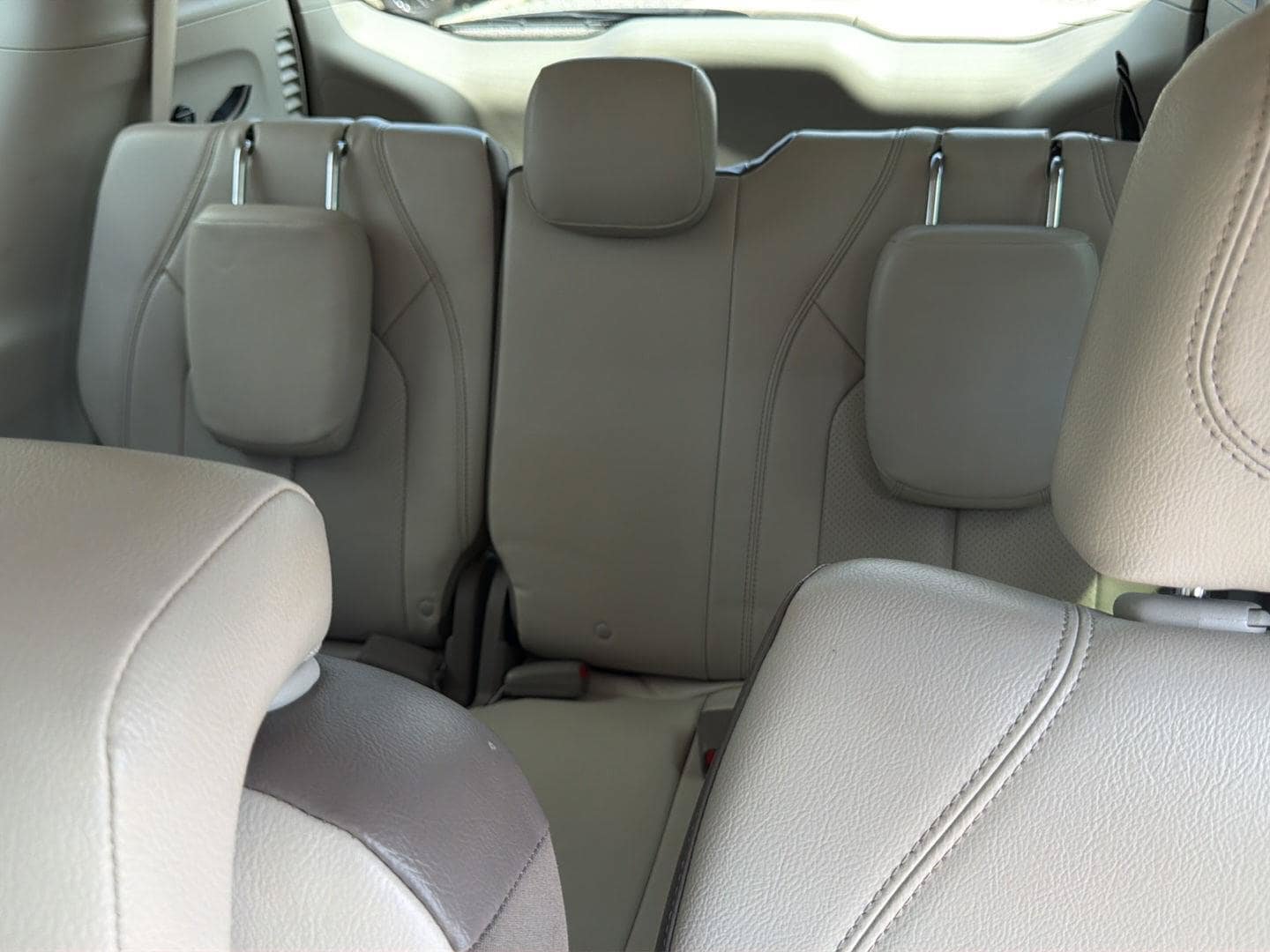 Used 2017 Chrysler Pacifica Touring-L Plus w/ Advanced Safetytec Group FWD image 24