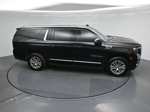 Used 2021 GMC Yukon XL Denali AWD/4WD image 53