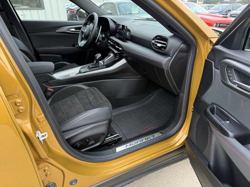 Used 2024 Dodge Hornet R/T image 11